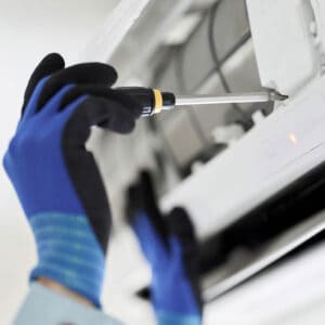 Ilmalämpöpumpppu vuosihuolto - huoltomies.