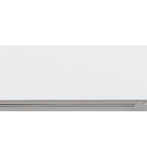 Valkoinen Toshiba Arctic White -ilmalämpöpumpun sisäyksikkö asennettuna vaalealle seinälle.