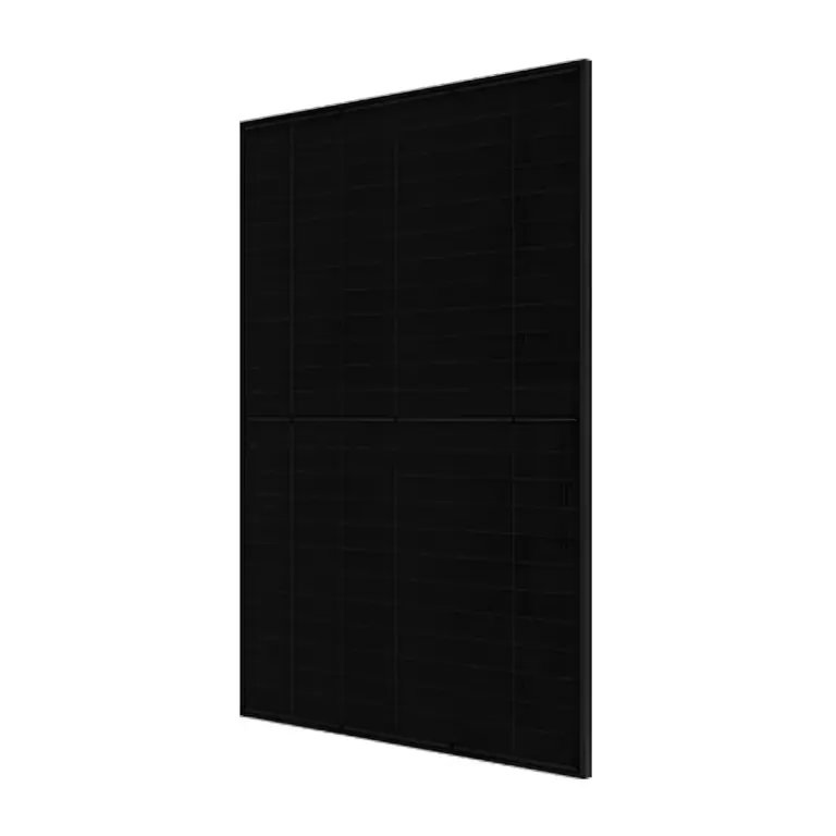 Mustat aurinkopaneelit, 500W, moderni muotoilu.