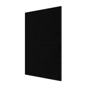 Mustat aurinkopaneelit, 500W, moderni muotoilu.